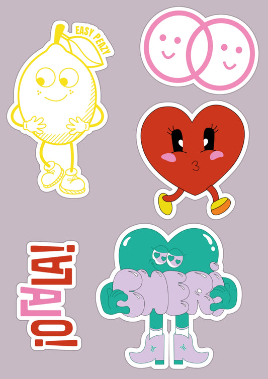 Cinq stickers sur un fond neutre. Un stickers jaune et blanc représentant un citron. Un stickers rose et blanc avec deux smiley sourire qui s'entre mêle. Un stickers coeur rouge avec des jambes qui fait un bisou. Un stickers avec le logo de la marque OLALA rouge et rose. Un stickers d'un coeur en bonhomme qui fait un câlin au mot "chéri", avec des santiags. 
