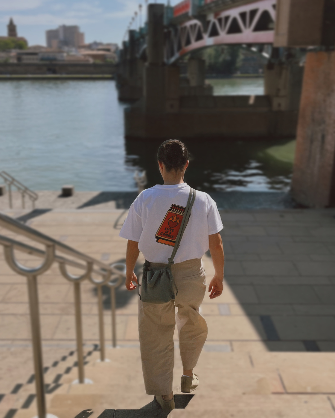 T-shirt - Love is a gamble